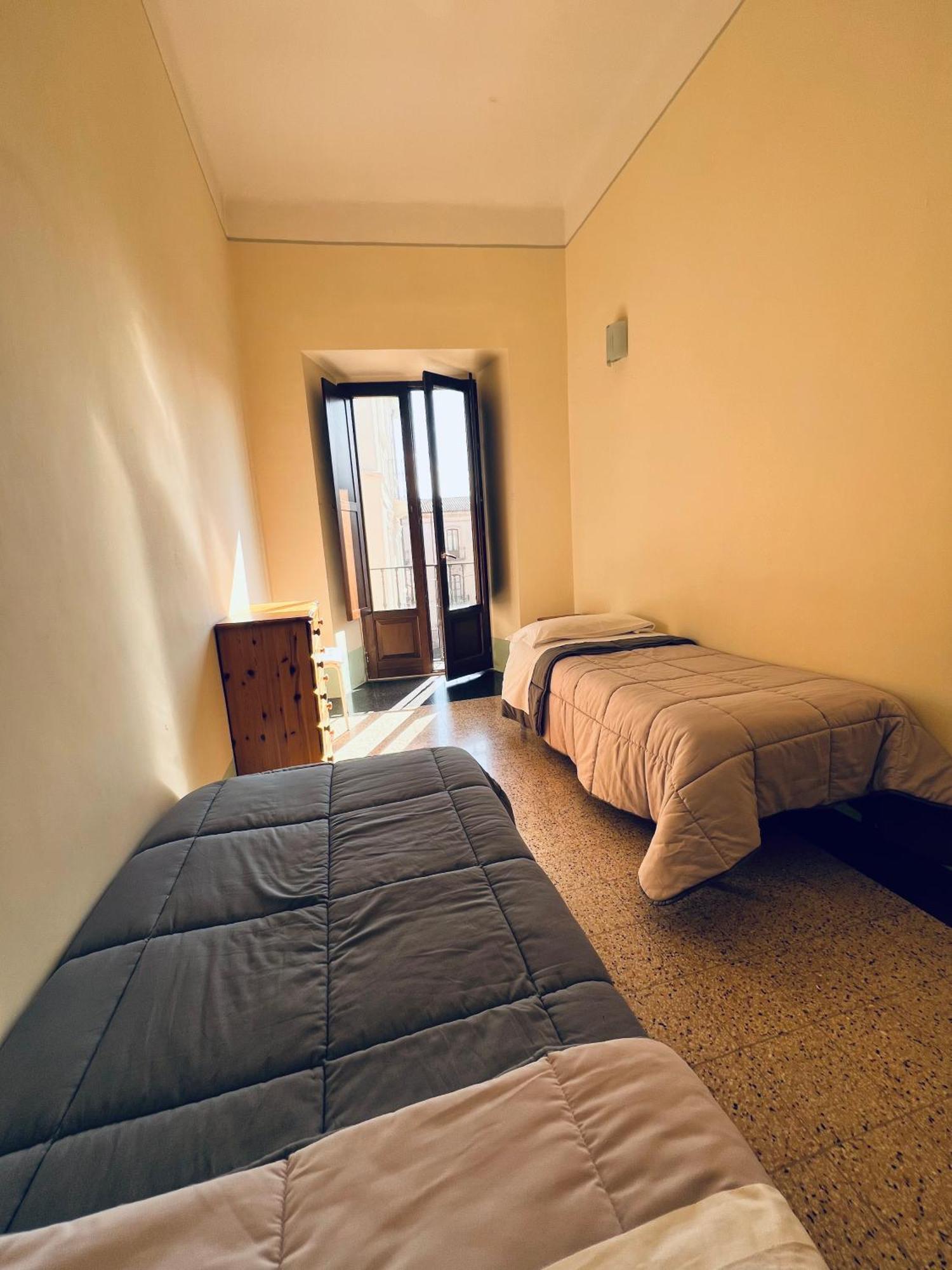Regina D'Aragona Casa Vacanze 술모나 외부 사진